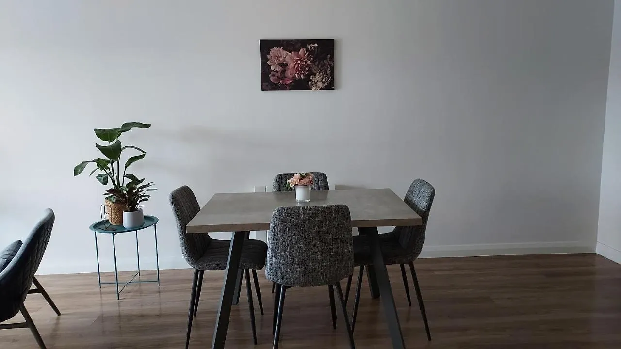 Modern And Stylish Apartment In City Centre Belfast United Kingdom