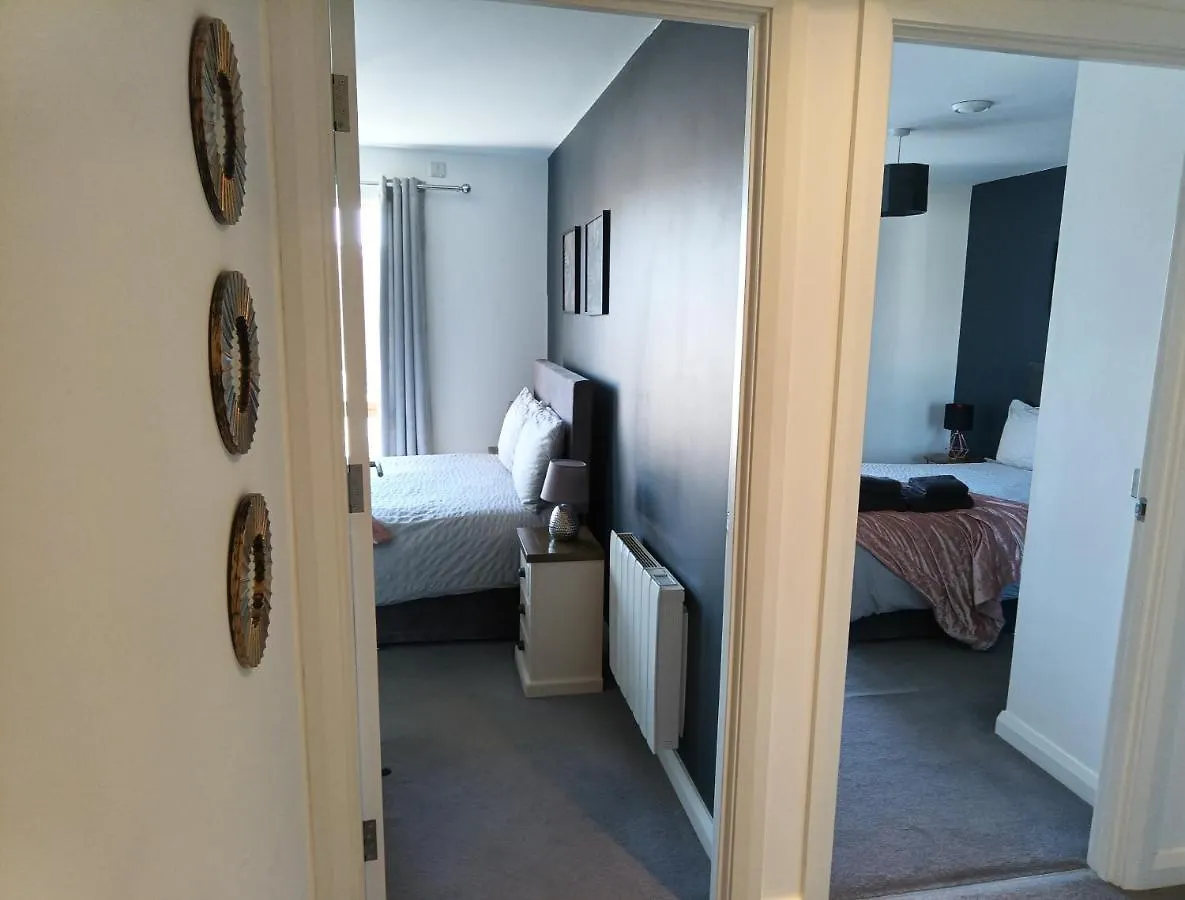 Modern And Stylish Apartment In City Centre Belfast
